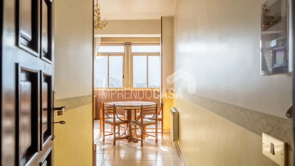 Salle à manger - Panoramic Apartment with Balcony in Palermo