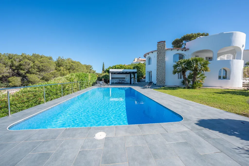 Piscine - Chalet with Sea View and Pool in Cap Martí