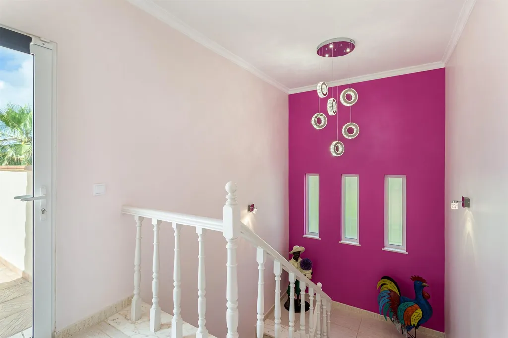 Hallway - Detached House with Pool in Loulé, Portugal