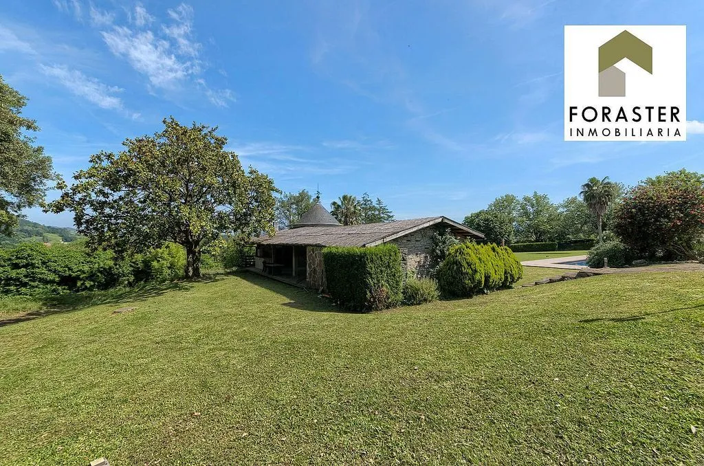 Jardin - Chalet with Pool and Terrace in Loiu
