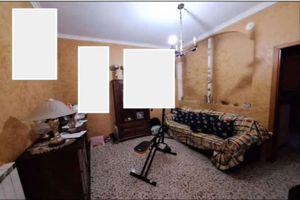 Chambres - Auction Apartment with Terraces in Capua