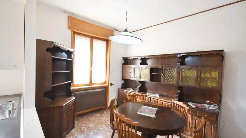 Salle à manger - Spacious Apartment with Balcony in Piacenza