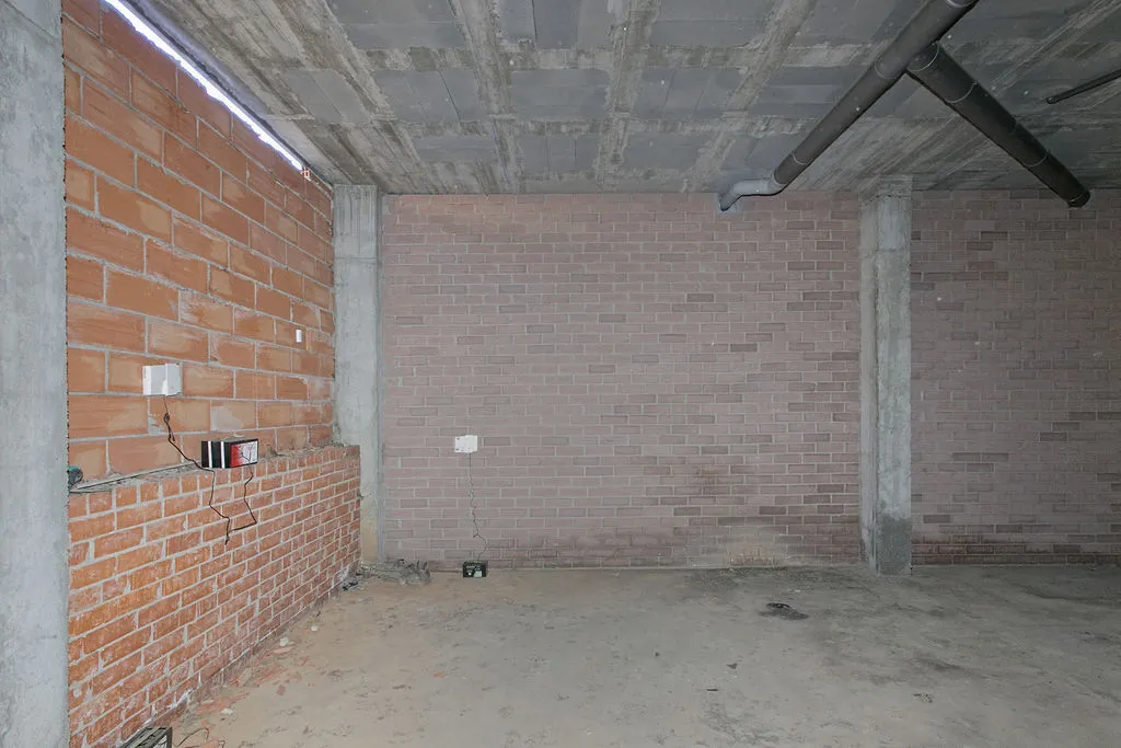 Toad - Commercial Space with Street Access in Terrassa