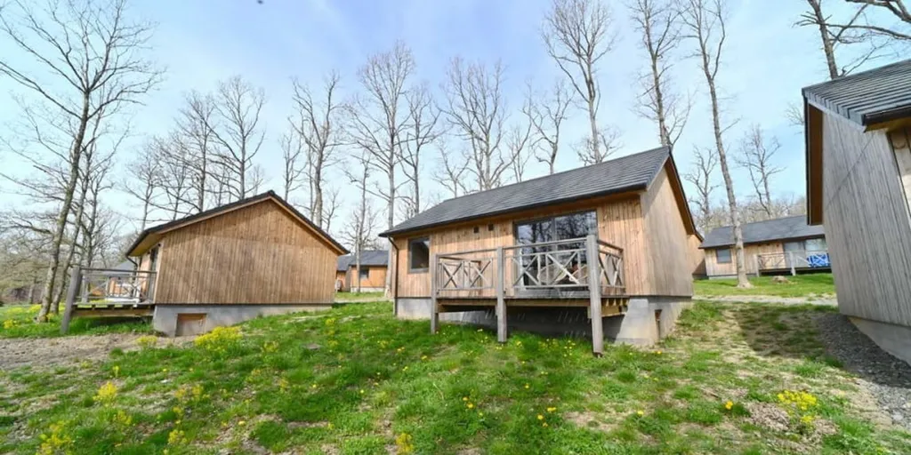 Välivaade - Chalet with Terrace in Somme-Leuze