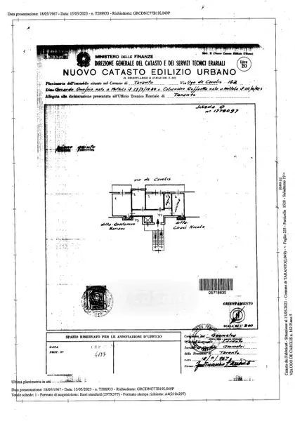 Apartment with Balcony in Commercial Area, Taranto