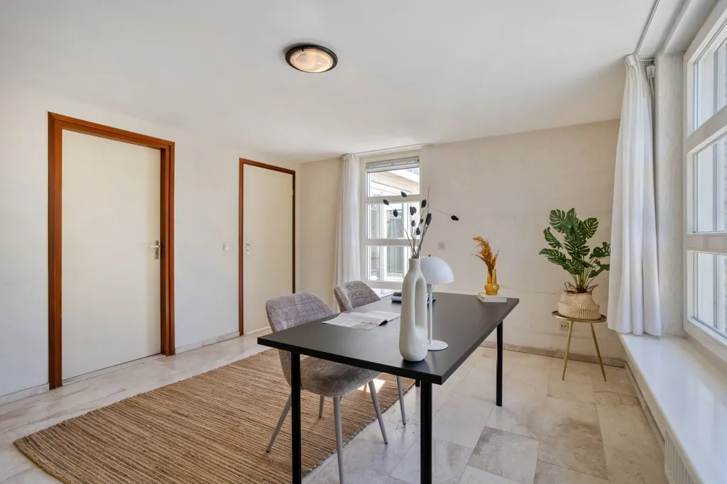 Bureau - Detached House with Office in Hammerveld, Roermond