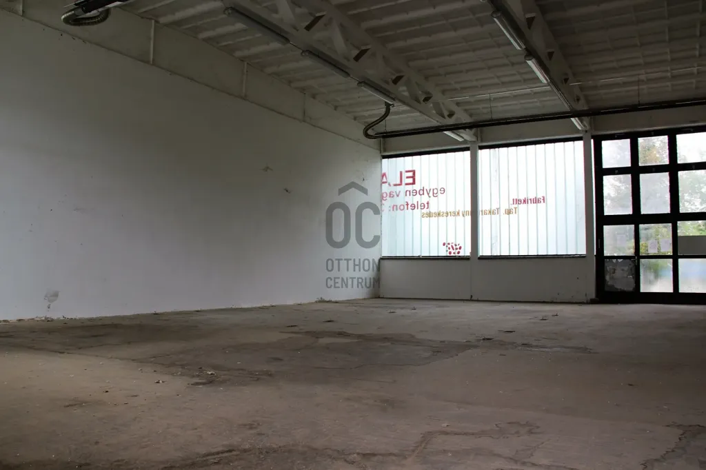 Pièces - Commercial Space with Utilities in Keszthely