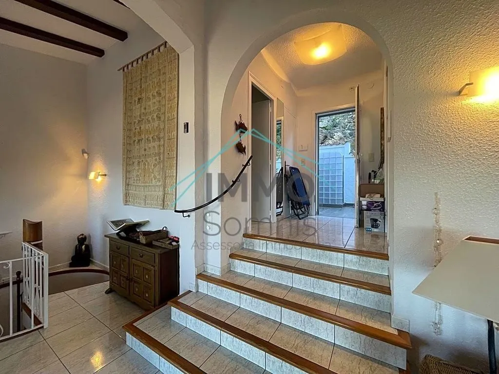 Rooms - Luxury Villa with Panoramic Views in Roses