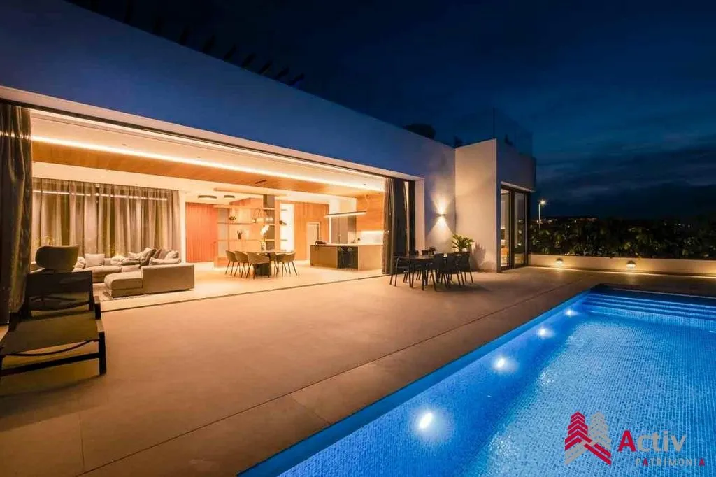 Piscine - Luxury Villa with Sea View in Altea