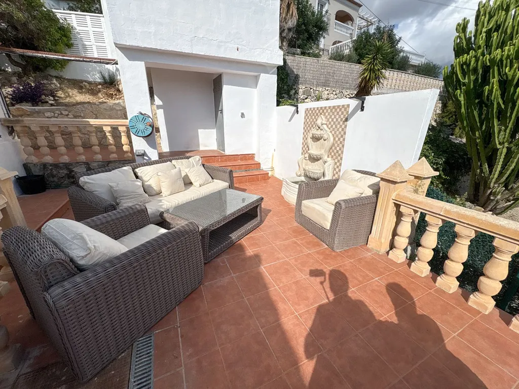 Terrass - Mediterranean Chalet with Garden in Jávea