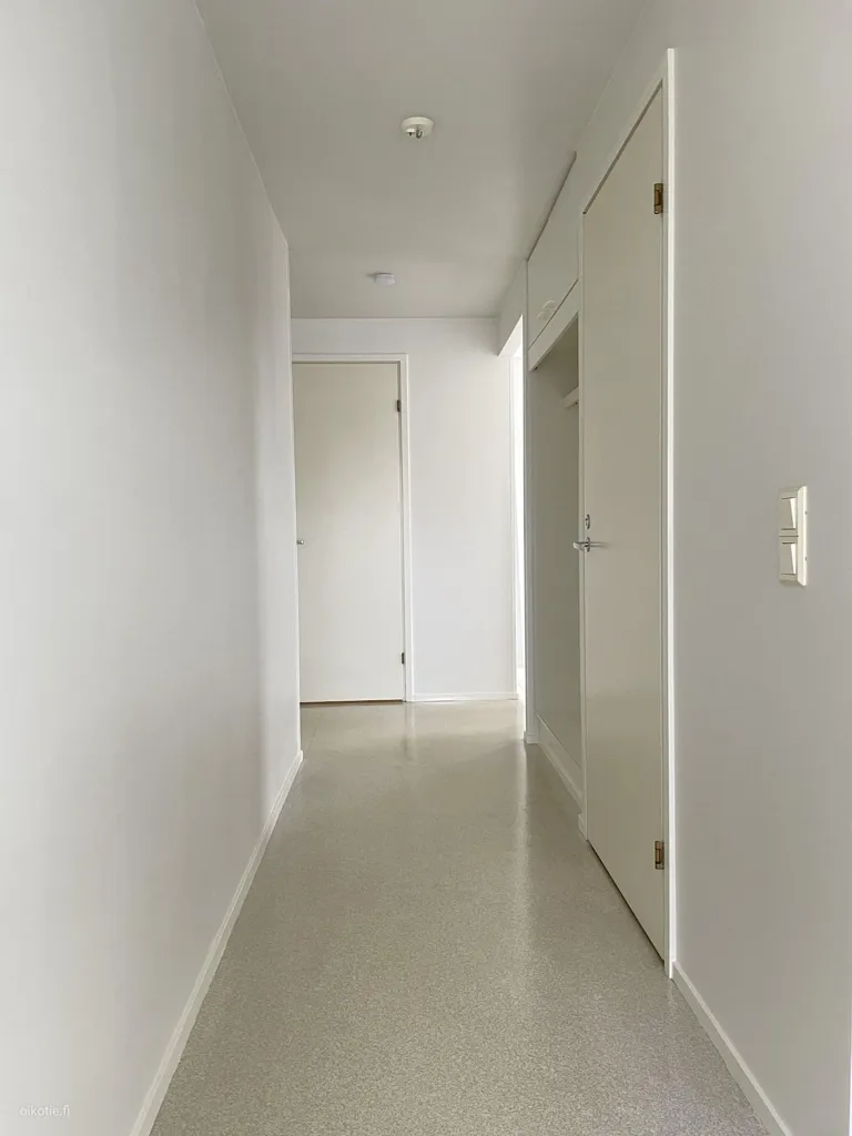 Hallway - Spacious Apartment with Balcony in Etu-Lyötty, Oulu