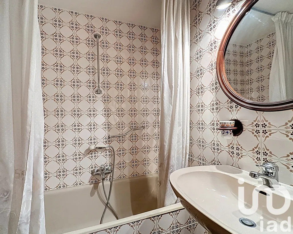 Vannitoad - Spacious 5-Bedroom Flat with Terrace in Zaragoza