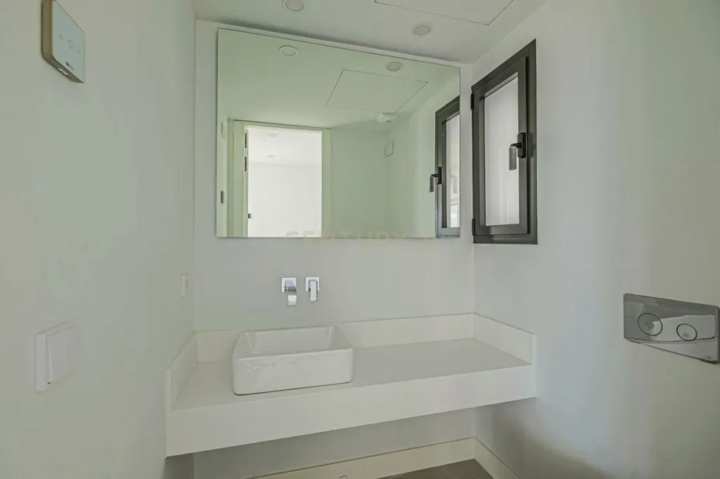 Bagni - Modern Villa with Ocean Views in Costa del Sol