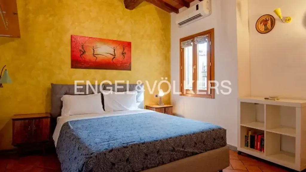 Bedrooms - Rustic Apartment with Terrace in Florence