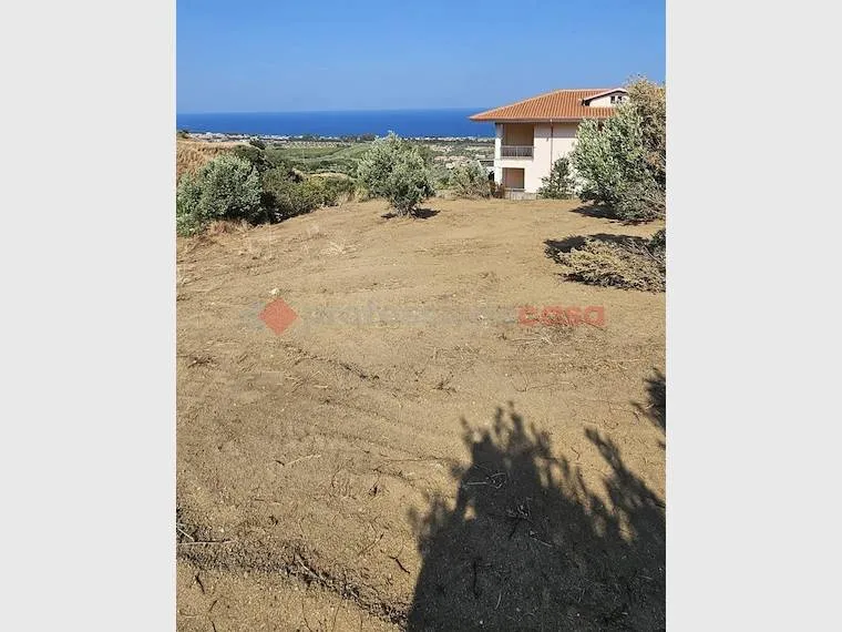 Aed - Buildable Land with Panoramic View in Montepaone