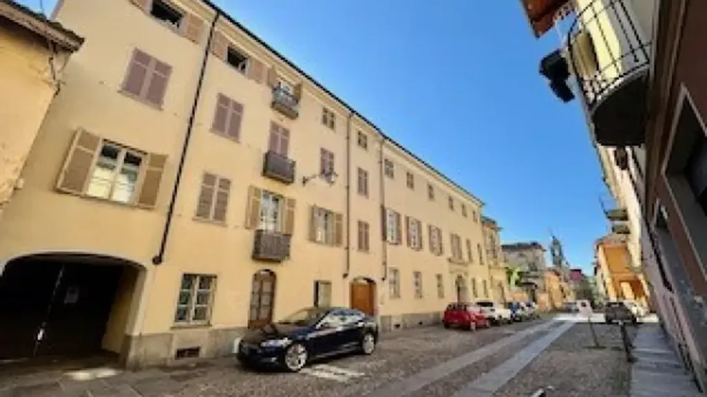 Esterno - Apartment with Balcony in Biella Historic Centre