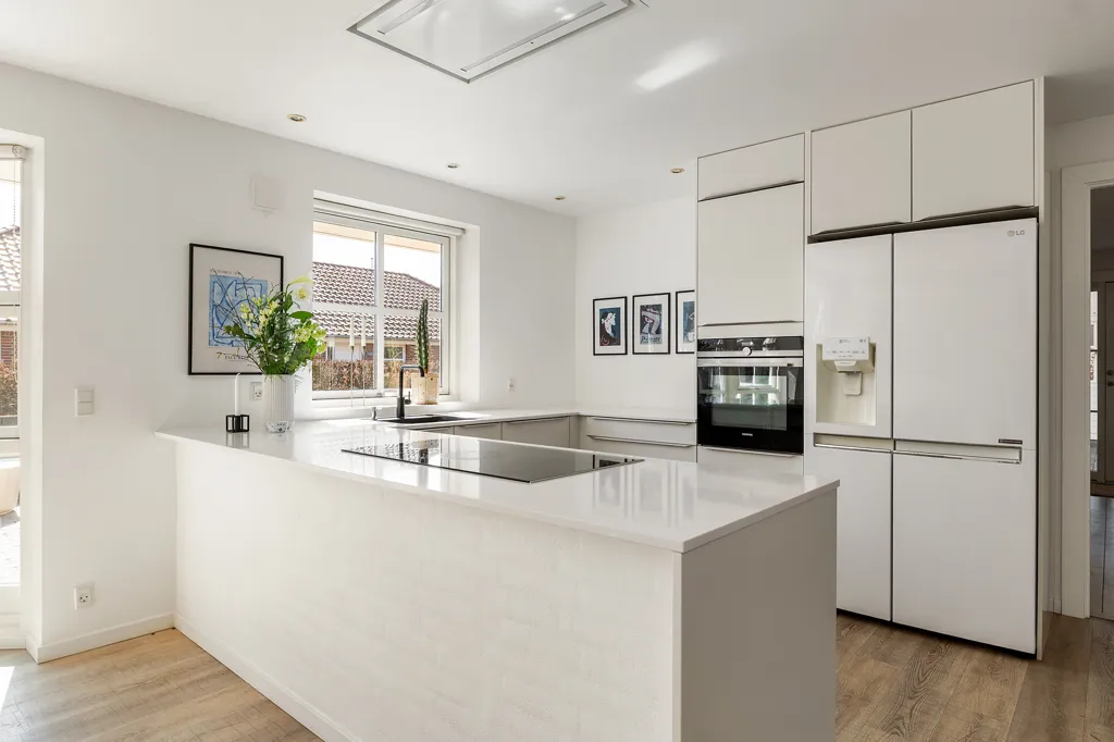 Cuisine - Modern Villa with South-Facing Terrace in Varde