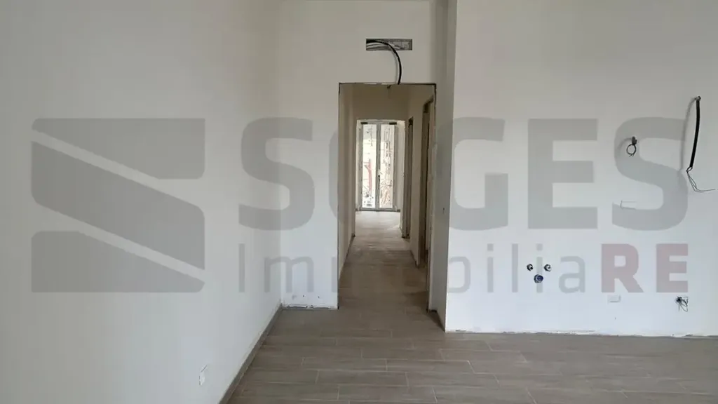 Pièces - Newly Built Trilocale with Terrace in Florence