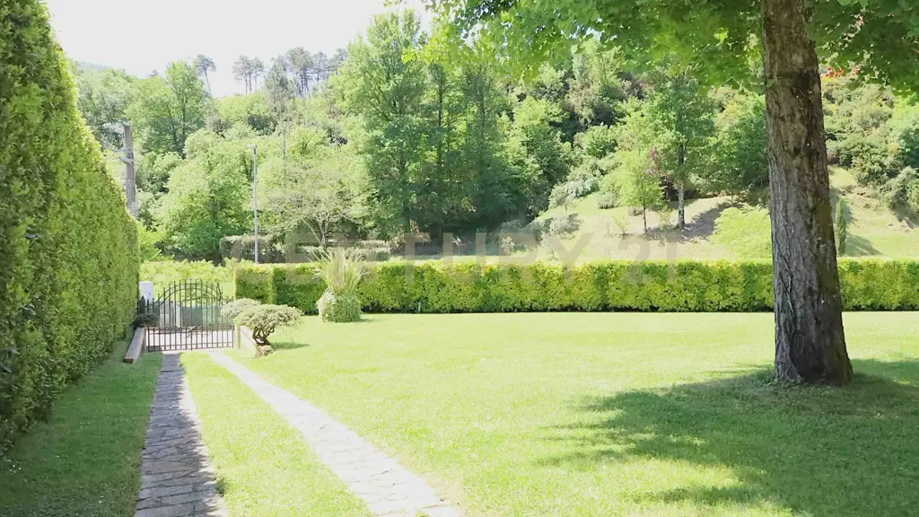Jardin - Villa with Garden and Terrace in Pescaglia