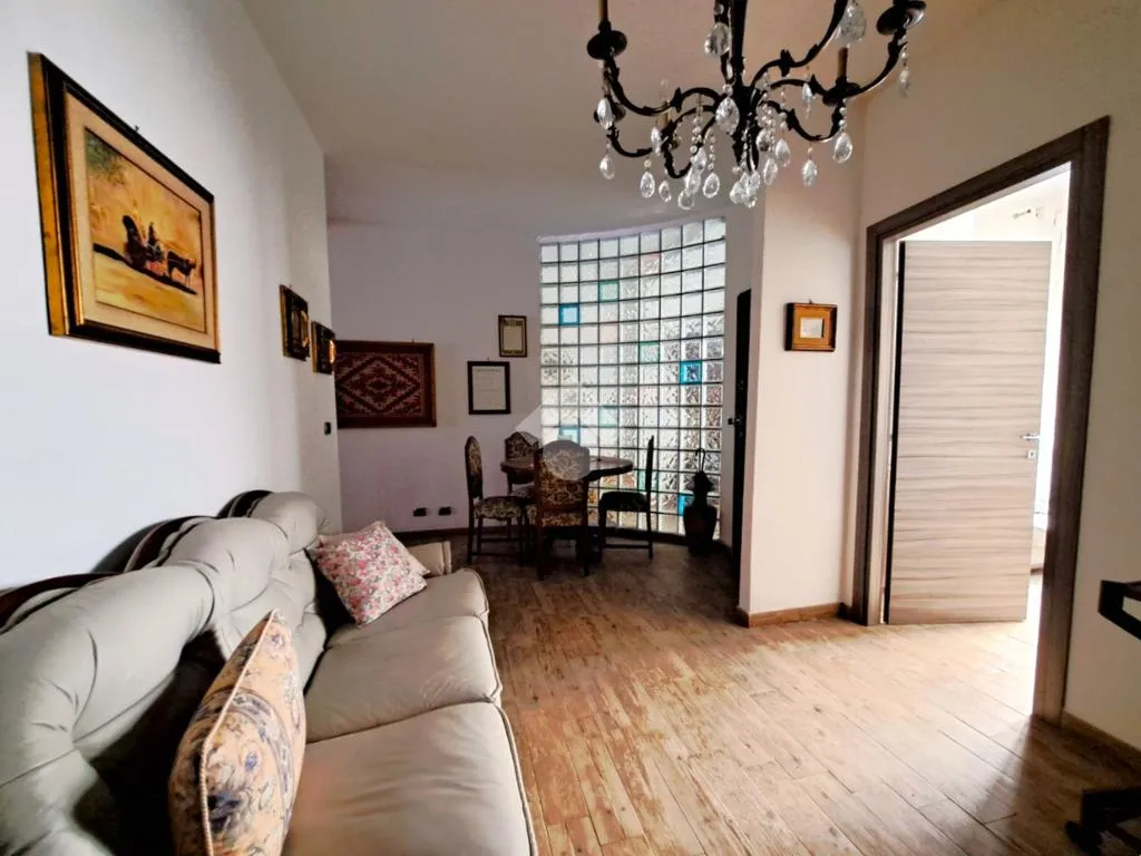 Séjour - Ground Floor Apartment with Private Courtyard in Usini