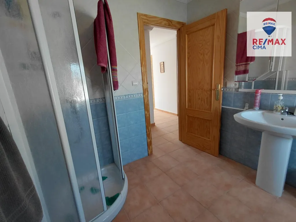 Vannitoad - Spacious House with Terraces in Campo Cámara