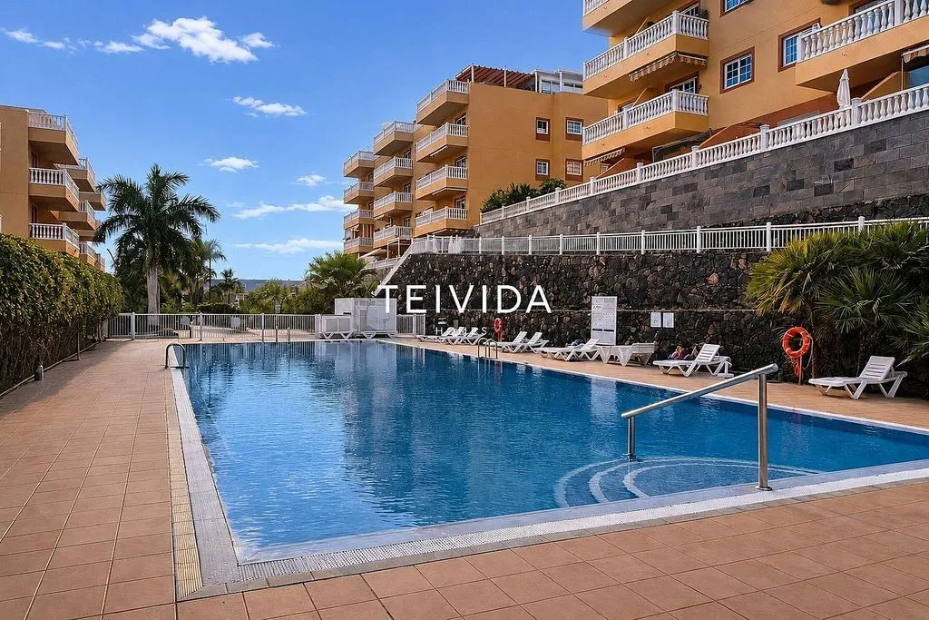 Piscine - Apartment with Pool View in Palm-Mar