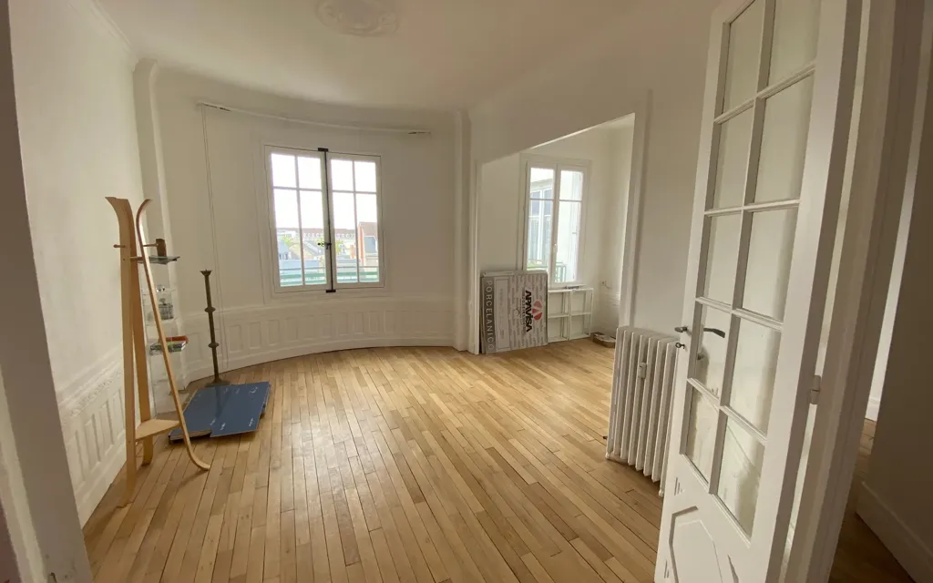 Elutuba - T3 Apartment with Balcony in Tours Centre