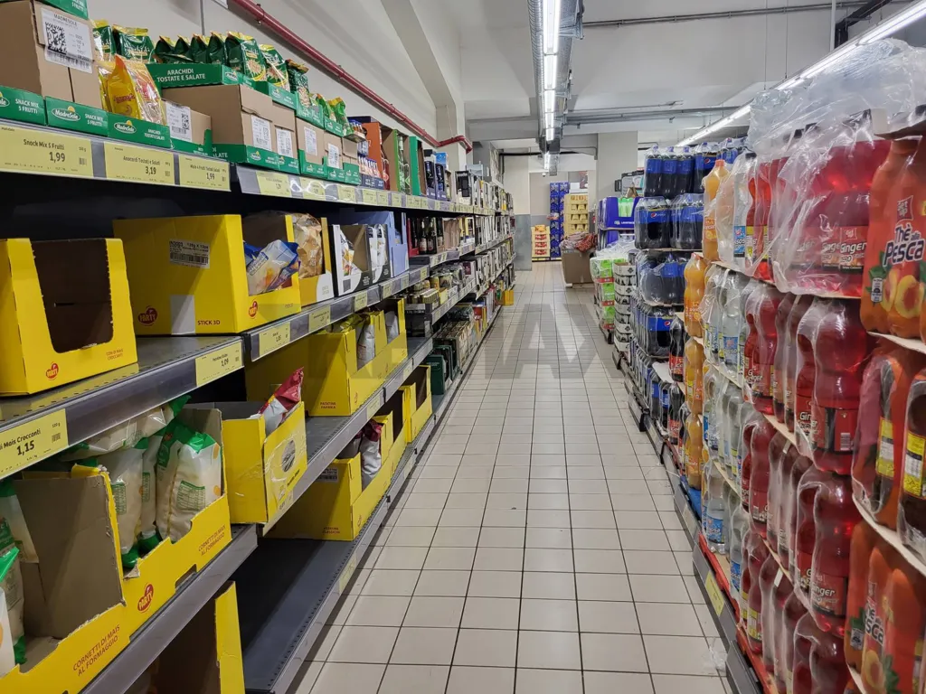 Buanderie - Commercial Space near Villa Gordiani, Rome
