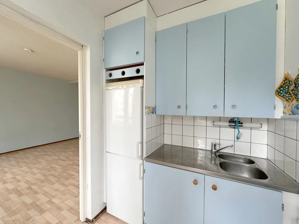 Cuisine - Bright Studio with Balcony in Laajalampi, Mikkeli