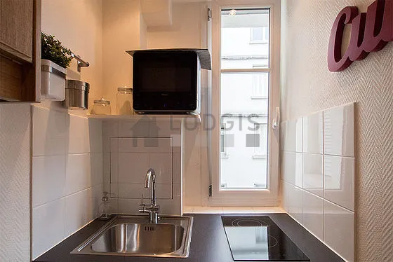 Kitchen - Studio with Concierge in Paris 15th