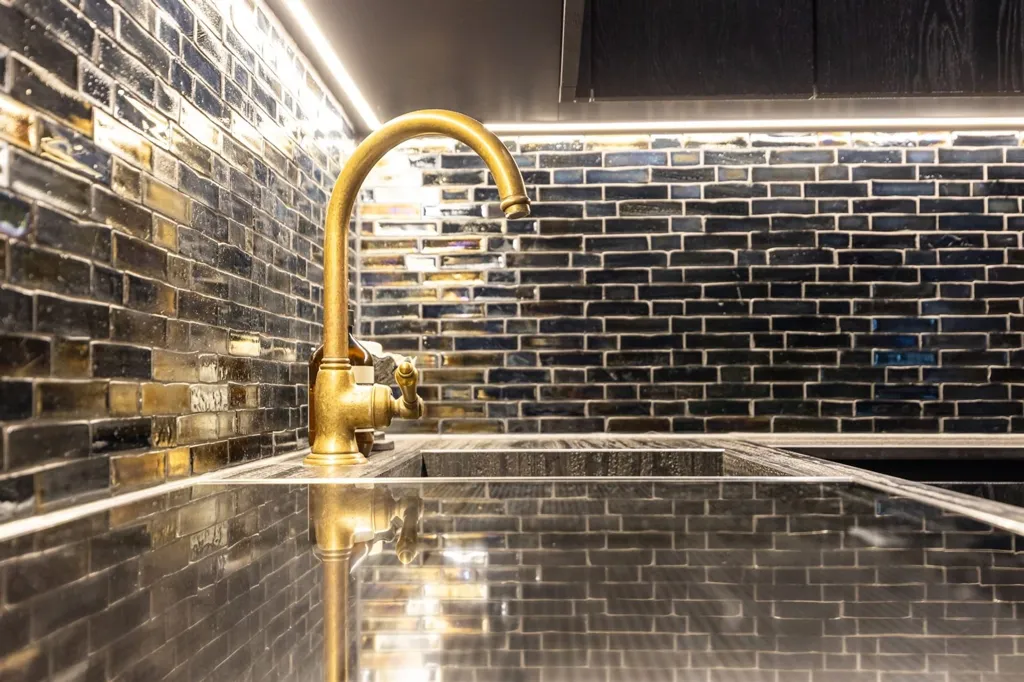 Cucina - Glass-Fronted Apartment in Antwerp Centre