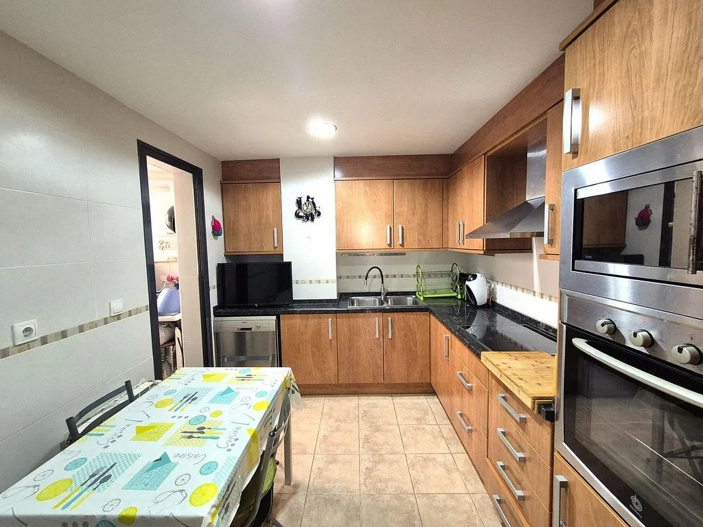 Cuisine - Apartment with Balcony in Tavernes de la Valldigna