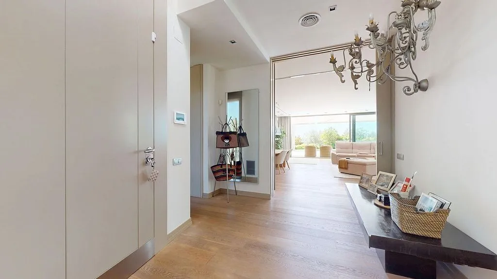 Entrée - Chalet with Pool and Terrace in Bonmont