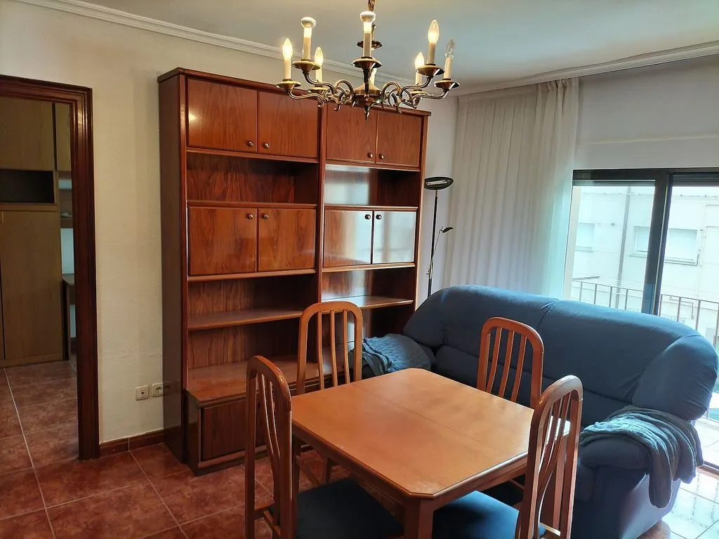 Söögituba - Furnished Flat with Balcony in Vidal, Salamanca