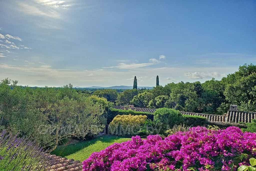 Aed - House with Sea View and Pool in Grimaud
