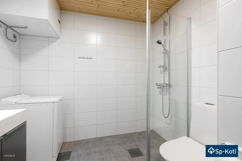 Vannitoad - Modern Flat with Balcony in Pori Centre