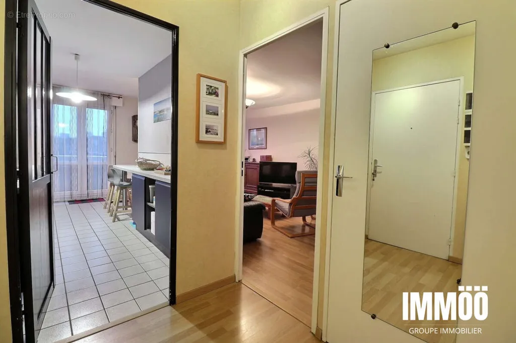 Esik - Apartment with Balcony in Rouen Rive Gauche