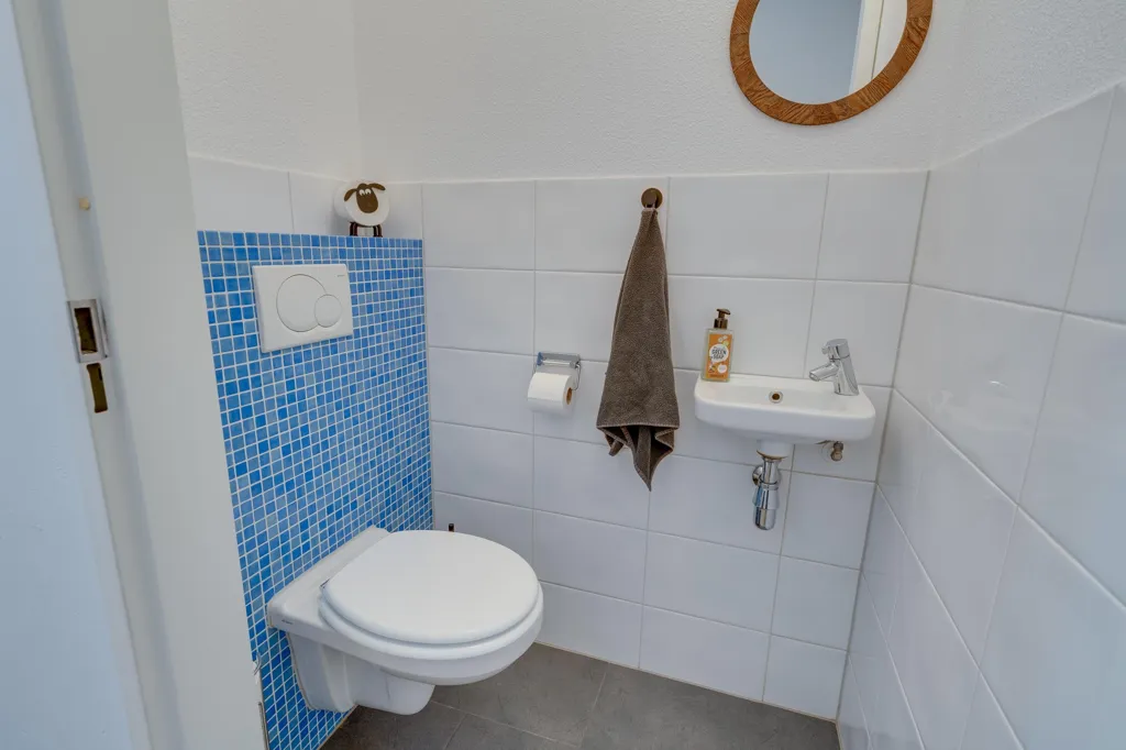 Salles de bain - Modern Apartment with Loggia in Amsterdam