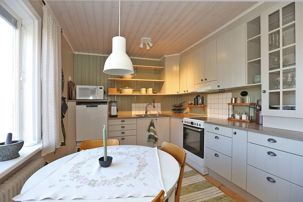 10-toaline maja asukohas Åtvidabergs kommun