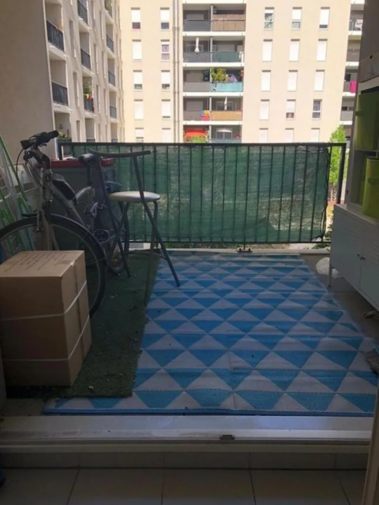 Balcon - Appartement Meublé avec Ascenseur à La Capelette