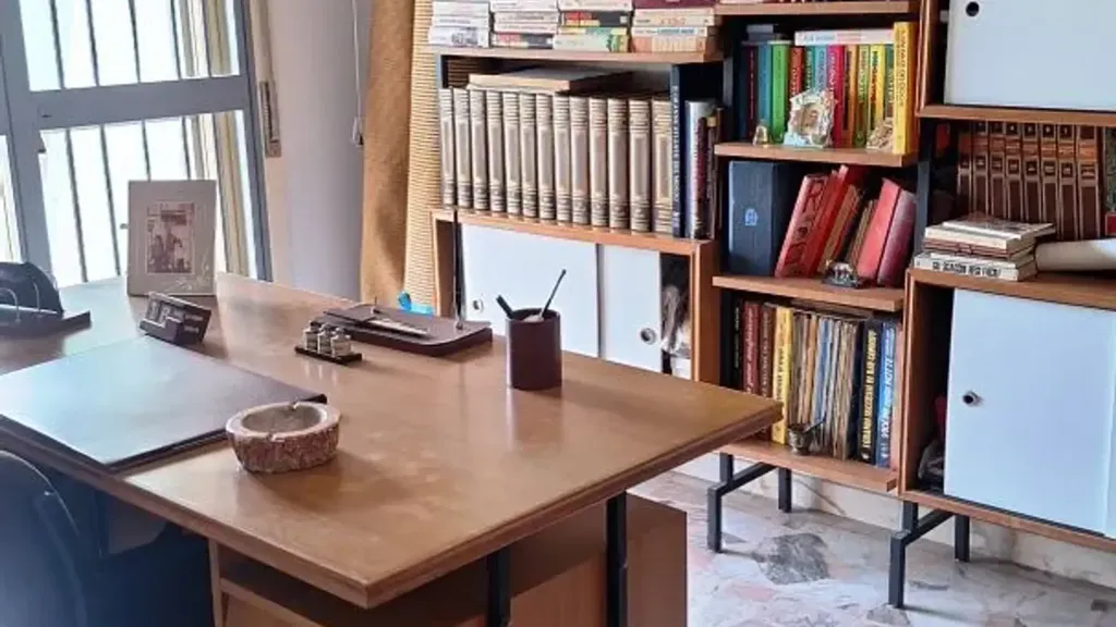 Kabinet - Villa with Private Garden in Messina
