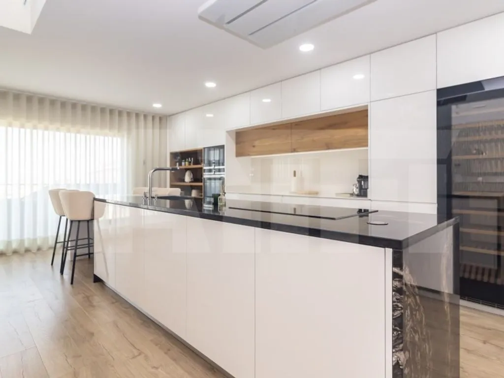 Köök - Luxury Duplex with Private Parking in Montijo