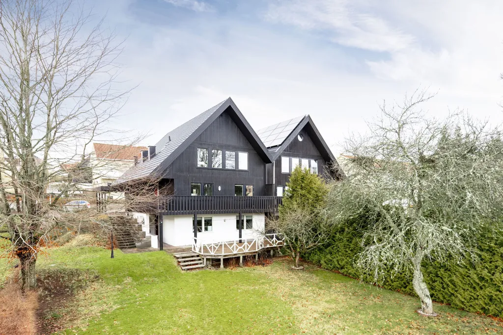 Aerial - Architectural Villa with Rental Unit in Väster