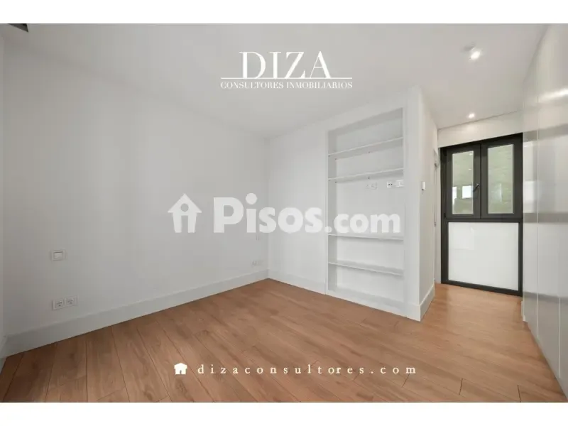Magamistoad - Contemporary Flat with Pool in Evaristo San Miguel