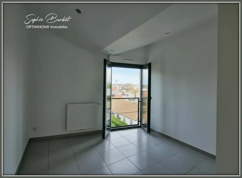 Toad - Spacious 4-Bed Flat with Terraces in La Teste-de-Buch