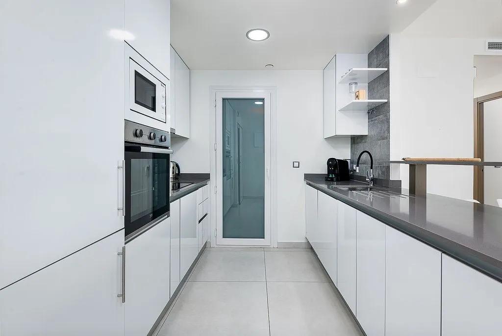Kitchen - Apartment with Pool and Sea View in Infinity View