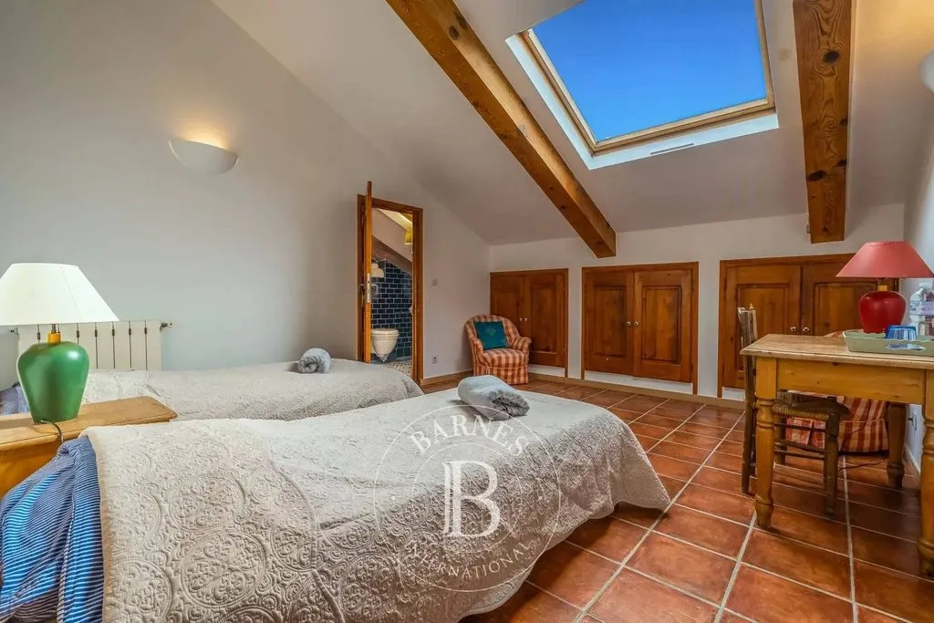 Magamistoad - Luxury Villa with Helipad near Calvi