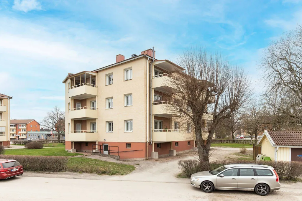 Esterno - Modern Two-Bedroom Flat with South-Facing Balcony