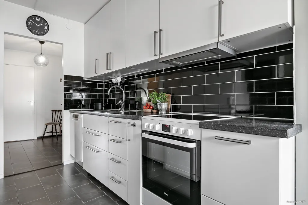 Cucina - Renovated Flat with Garden in Västerhaninge