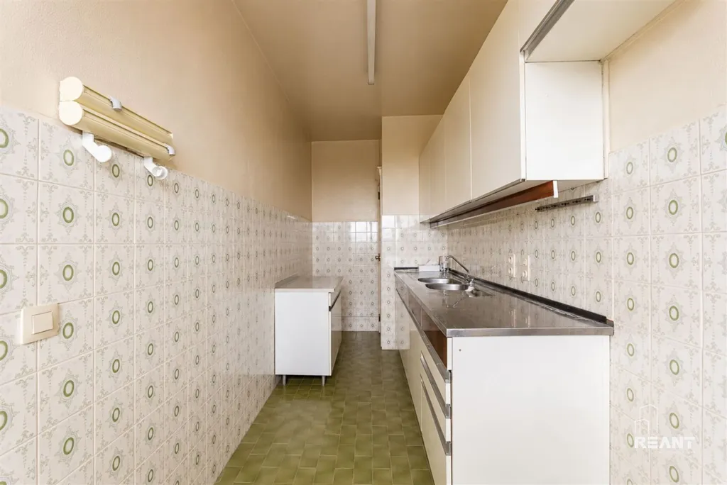 Appartement avec Terrasse sur la 12ème Étage à Centre-Ville